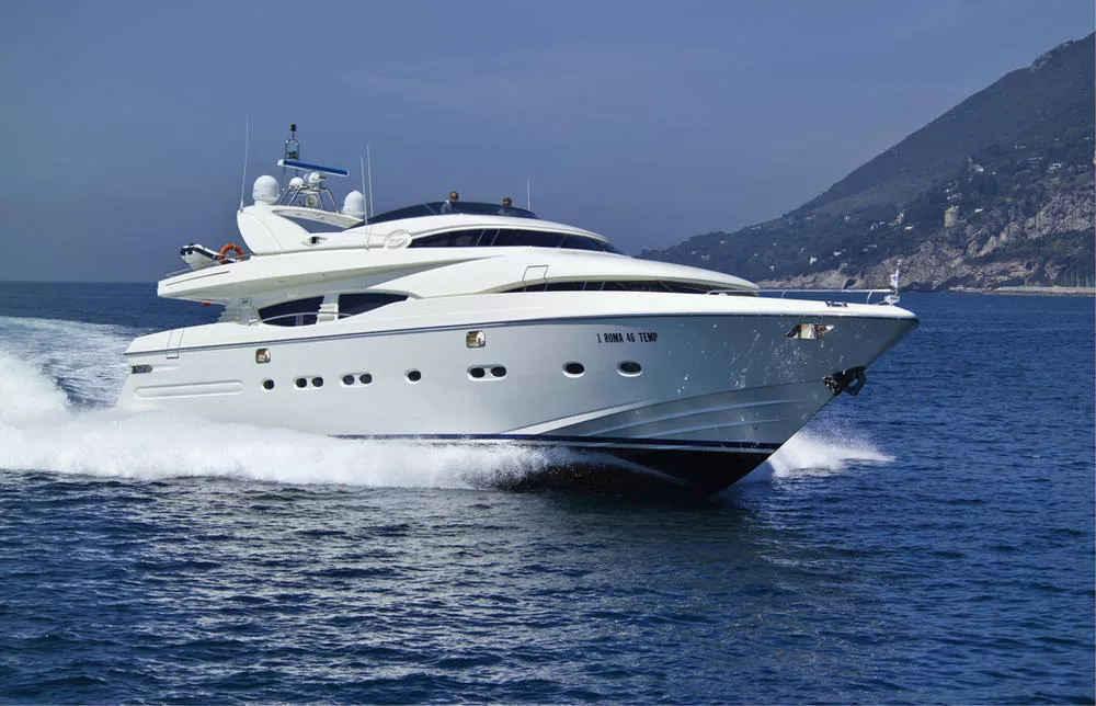 YACHTS